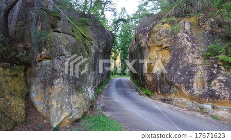 Zenkoji Highway Aoyagi Yu cut 17671623