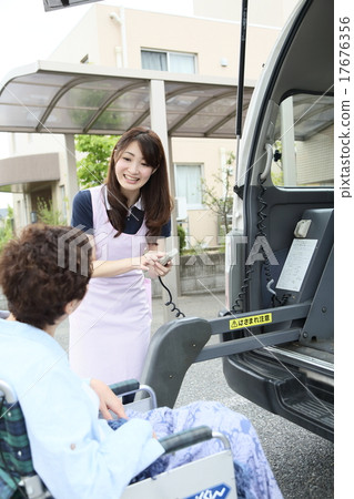 養老院形象 17676356