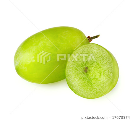 Cut and whole grape 17678574