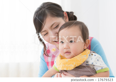 育兒 媽媽 兒童 17679323