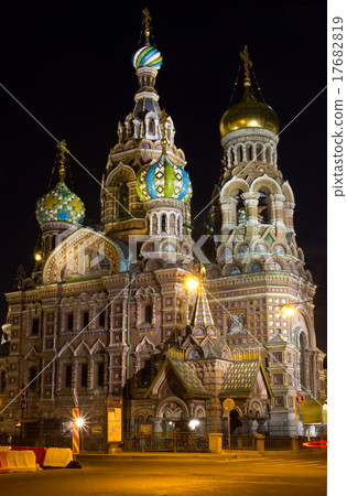 Famous russian church 17682819