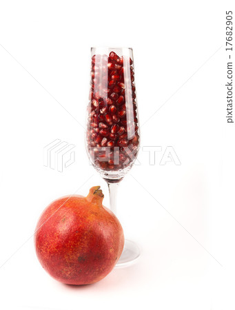 Pomegranate 17682905