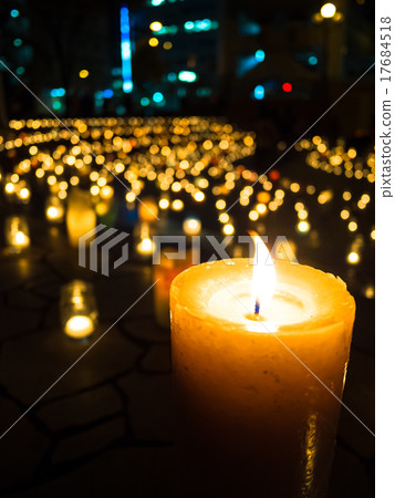 Candle 17684518