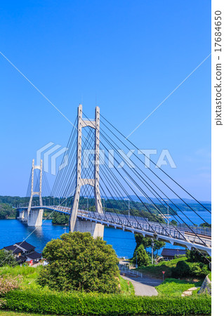 With Twin Bridge With Twin Bridge 17684650