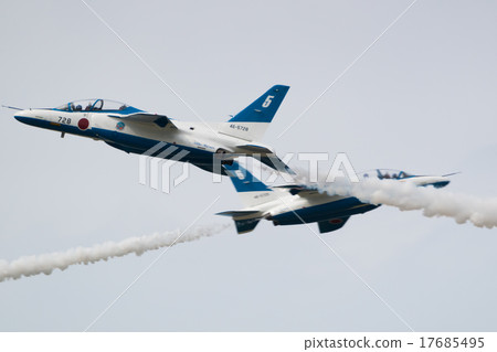 Blue Impulse (Komatsu Base Air Festival) Blue Impulse (Komatsu Base Air Festival) 17685495