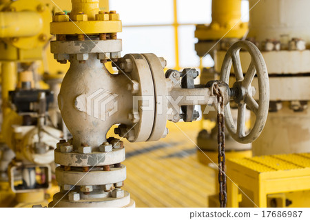 Manual valve in oil and gas industry 17686987