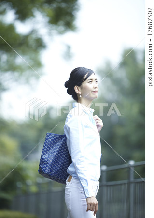 女人做家務 17687502