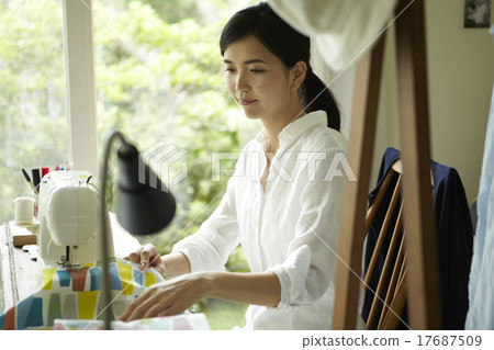 女人做家務 17687509