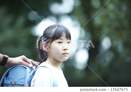 A good parent and child 17687675