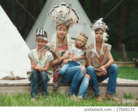 happy children with native american costumes happy children with native american costumes 17688174