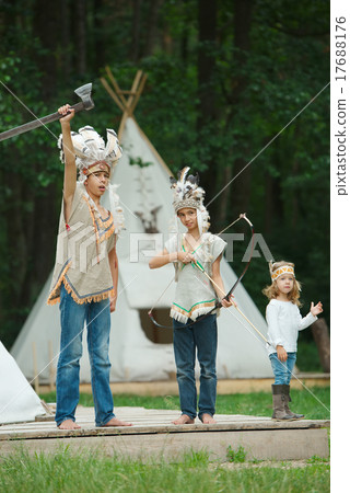 happy children with native american costumes happy children with native american costumes 17688176