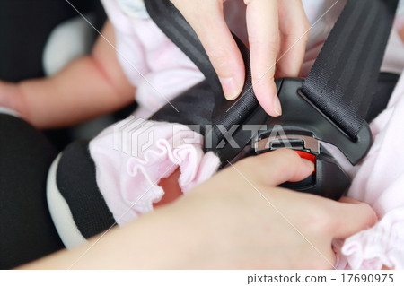 兒童座椅(嬰兒寶寶嬰兒交通安全法律義務駕駛汽車安全) 兒童座椅(嬰兒寶寶嬰兒交通安全法律義務駕駛汽車安全) 17690975