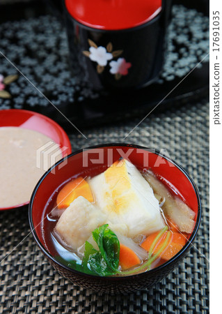 Walnut soup Walnut soup 17691035