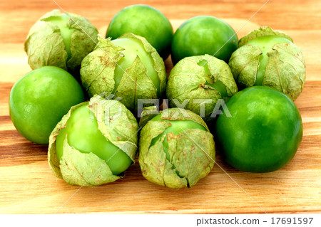 Tomatillo 17691597