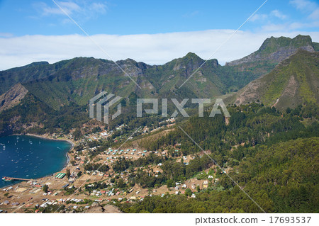 Robinson Crusoe Island Robinson Crusoe Island 17693537