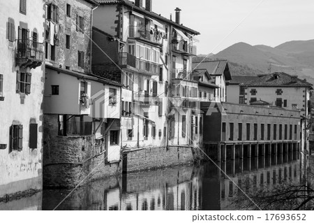 Elizondo in black and white Elizondo in black and white 17693652