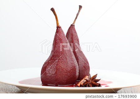 Poached pears in red wine Poached pears in red wine 17693900