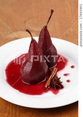 Poached pears in red wine 17693901