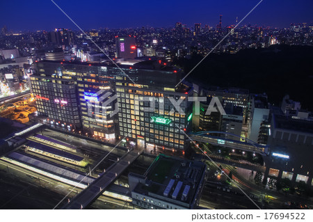Night view of Shinjuku Station South Exit Night view of Shinjuku Station South Exit 17694522
