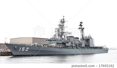 A tour of the Maritime Self-Defense Force destroyer "Yakimiri" at Yokohama Maritime Disaster Mitigation Base 17695282