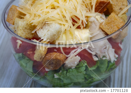 Caeser salad 17701128
