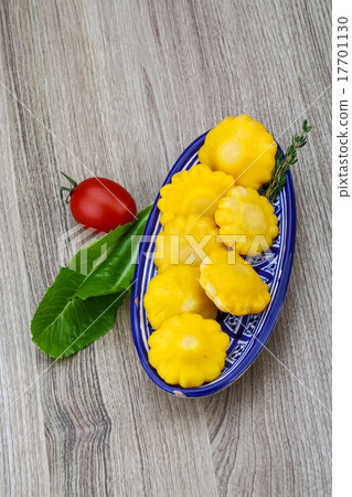 Pickled patissons 17701130