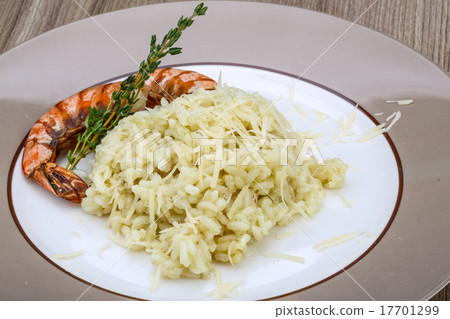 Risotto with prawn Risotto with prawn 17701299