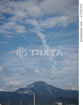 伊吹山 17702345