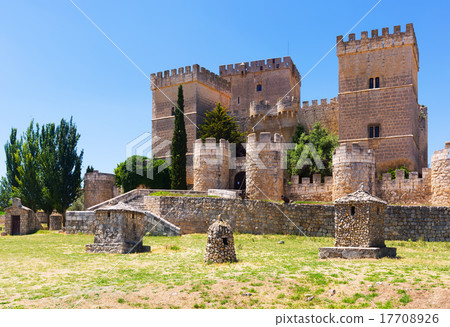 Medieval castle of Ampudia Medieval castle of Ampudia 17708926