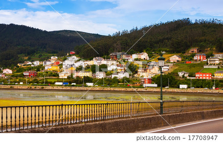 View of Viveiro with river. Lugo 17708947
