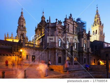Santiago de Compostela Cathedral in evening 17708954