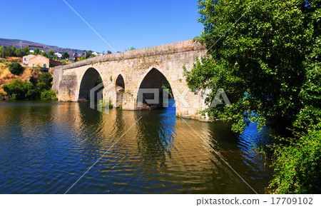 old stone bridge at Petin 17709102