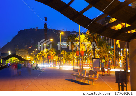Barcelona embankment in evening Barcelona embankment in evening 17709261