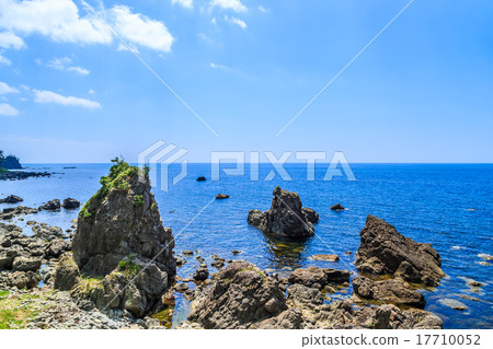 Near the Noto Peninsula tool Rock 17710052