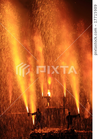 Hand fireworks 17715989