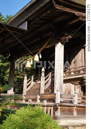 Komura Shrine 17720175