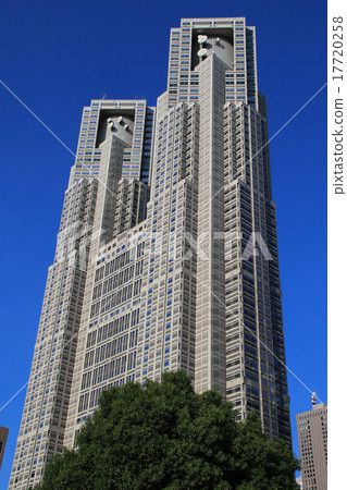 Tokyo Metropolitan Government's First Government Building 17720258