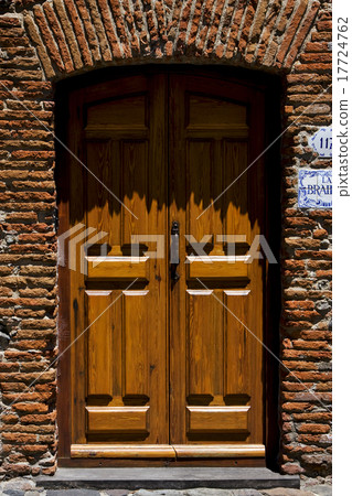 old door  in colonia del sacramento 17724762