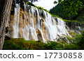 美麗的瀑布 17730858