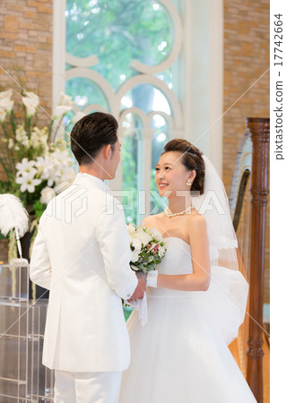 bridegroom, groom, wedding 17742664