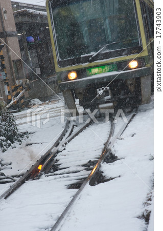 Enoshi Snowscape Enoshi Snowscape 17743903