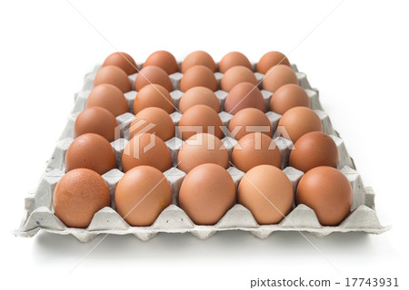 eggs in carton package 17743931