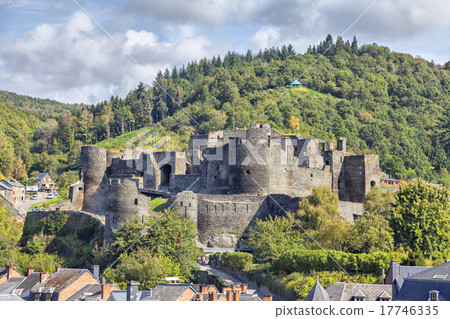 Ruins of medieval castle in La Roche-en-Ardenne 17746335