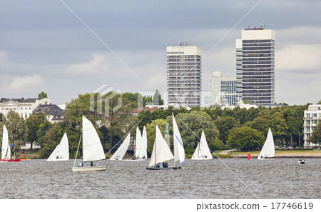 Sailing boats on the Outer Alster lake in Hamburg Sailing boats on the Outer Alster lake in Hamburg 17746619