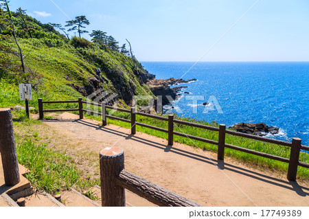 Cliffs of Noto Peninsula Yase 17749389