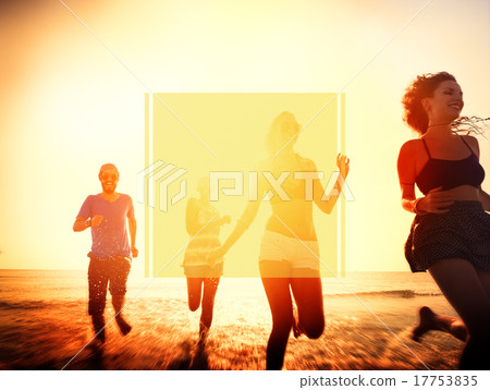 Copy Space Frame Summer Vacation Holiday Concept Copy Space Frame Summer Vacation Holiday Concept 17753835