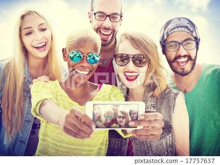 Friends Beach Vacation Summer Selfie Concept Friends Beach Vacation Summer Selfie Concept 17757637