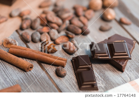 chocolate and spices 17764148