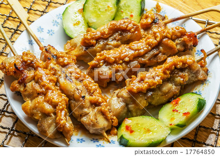 亞洲烤雞肉串緞馬來西亞雞肉火炭燒烤 17764850