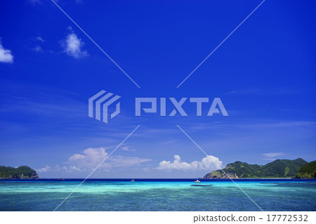 名鐵的美麗的海(奄美大島) 名鐵的美麗的海(奄美大島) 17772532